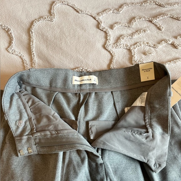 Abercrombie Tailored Brushed Suiting Wide Leg Pant size small - Picture 3 of 6